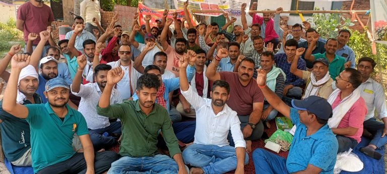 कतरास जीएम ने एकेडब्ल्यूएमसी में कर्मियों की सुरक्षा देने का आश्वासन दिया