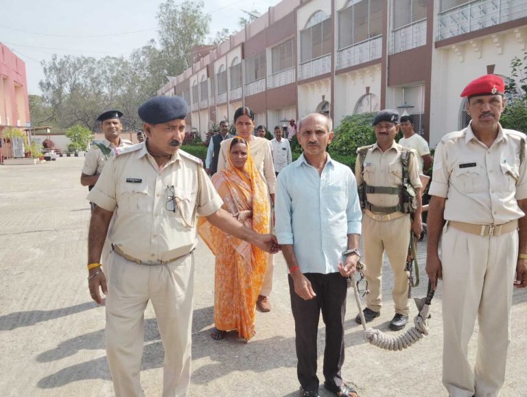 दहेज हत्या के आरोपी सास-ससुर को सात वर्ष का कारावास