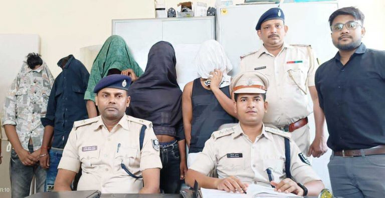साइबर ठगी करनेवाले पांच गिरफ्तार
