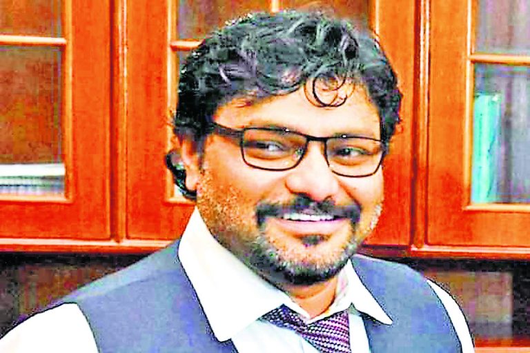 पीएम अलग-अलग राज्यों में कई अवतारों में पैदा हो सकते हैं : बाबुल