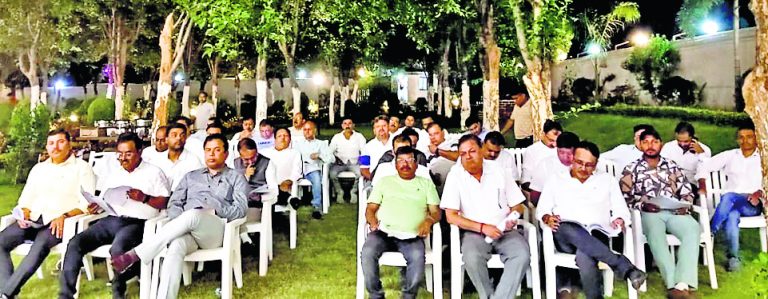 झारखंड चेंबर कार्यकारिणी समिति ने समस्याओं पर किया विमर्श