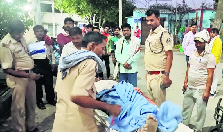 राइस मिल की चिमनी गिरी, समस्तीपुर व बेगूसराय के दो मजदूरों की मौत