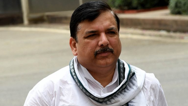 AAP सांसद संजय सिंह को सुप्रीम कोर्ट ने दी जमानत, मां ने कहा- ‘मेरा निर्दोष बेटा…’