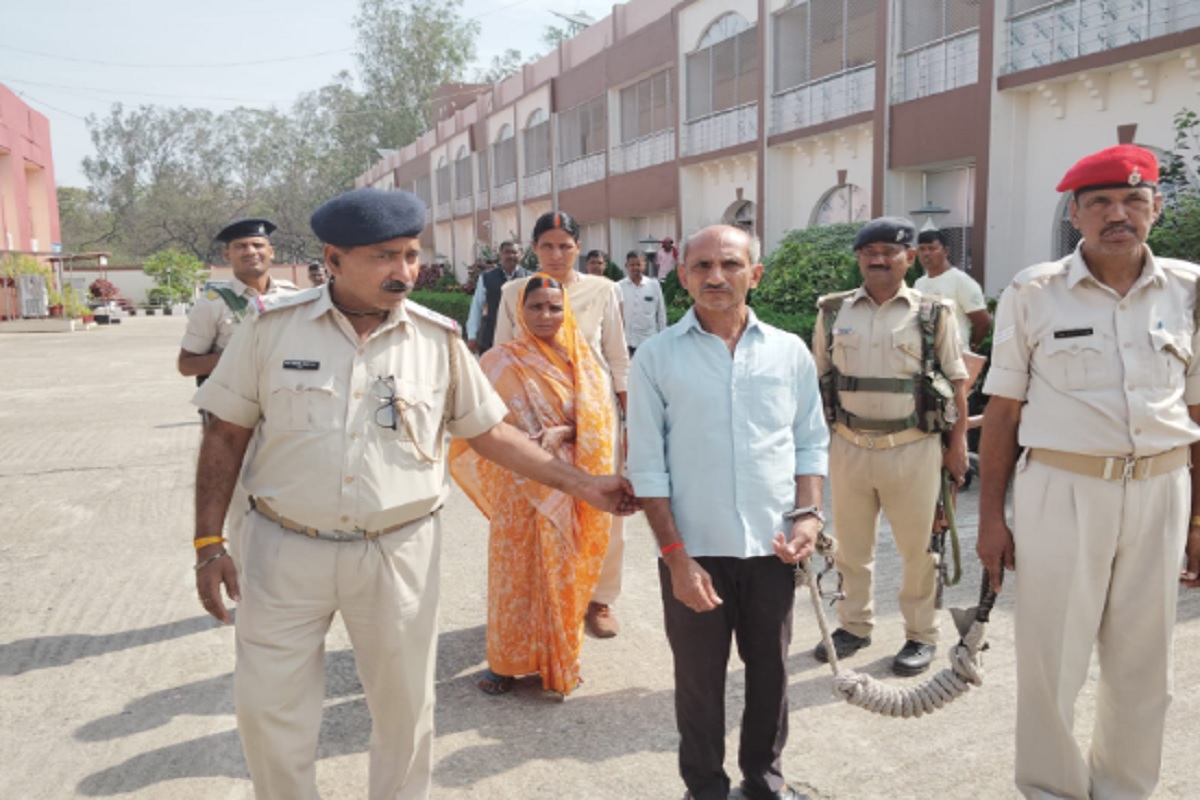 आरोपी सास-ससुर