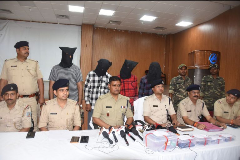 ज्योति अग्रवाल हत्याकांड का झारखंड पुलिस ने किया खुलासा, रास्ते से हटाने के लिए पति रवि अग्रवाल ने ही शूटरों से करायी थी हत्या