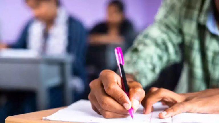 Bihar Board Compartmental Exam 2024: मैट्रिक और कंपार्टमेंटल एग्जाम का शेड्यूल जारी, जानें कब से शुरू होगी परीक्षा…