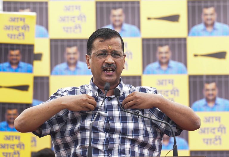 Aam Aadmi Party: अब विदेशी चंदे की जाल में उलझी आप