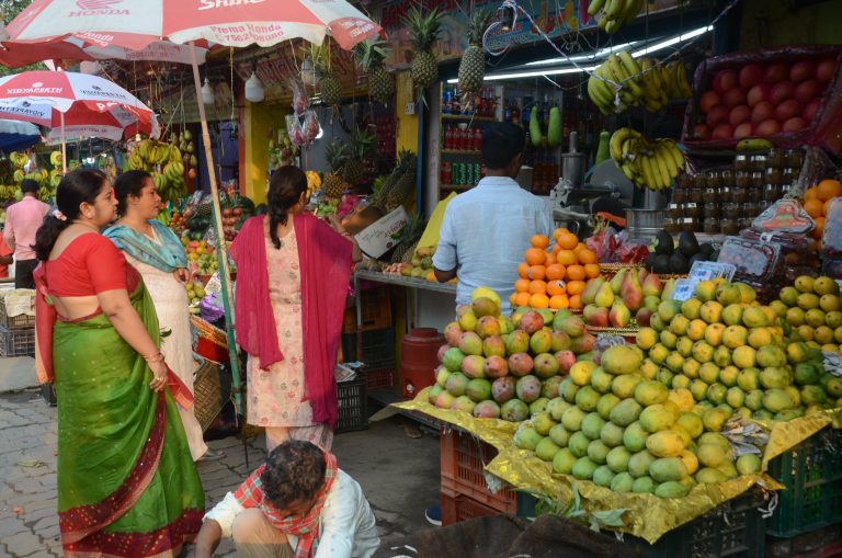 पटना में आम से पटा बाजार, लीची से भी सज गयी है मंडी, खुदरा बाजार में कीमत है अभी तेज