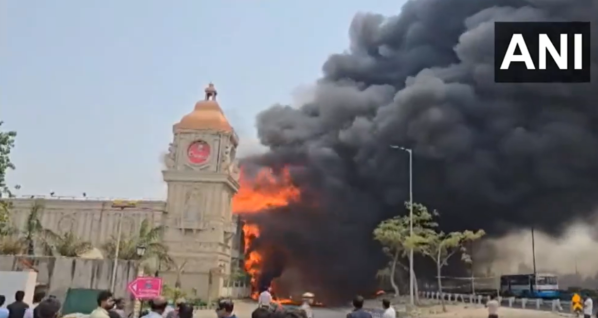 Delhi Fire