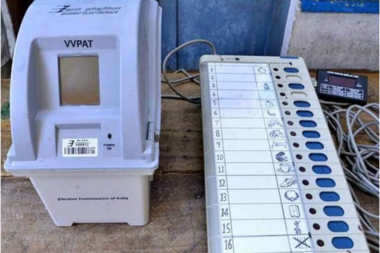 Lok Sabha Election 2024 : पुरुलिया में 5 ईवीएम पर बीजेपी का टैग, आयोग ने मांगी पूरी रिपोर्ट