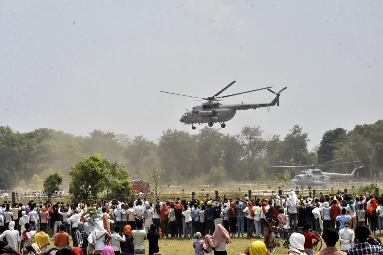 बिहार में NDA या INDIA को कितनी सीटें मिलेंगी