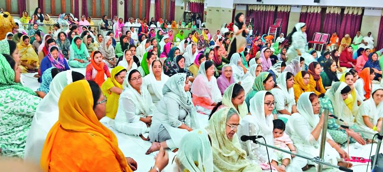 गुरु अर्जुन देव के शहीदी पर्व पर सुखमनी साहिब का पाठ