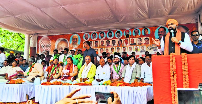 लालू की टूरिस्ट बेटी सारण में लड़ रही चुनाव : सम्राट चौधरी
