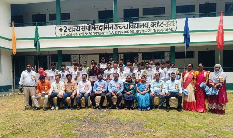 एसएसडी हाई स्कूल बरहेट में मेधावी छात्र सम्मान समारोह आयोजित, विद्यार्थियों को भविष्य के लिए दी शुभकामनाएं