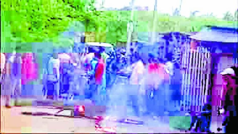 संदेशखाली : गिरफ्तार भाजपा कार्यकर्ताओं की रिहाई की मांग को लेकर प्रदर्शन, पुलिस ने किया लाठीचार्ज