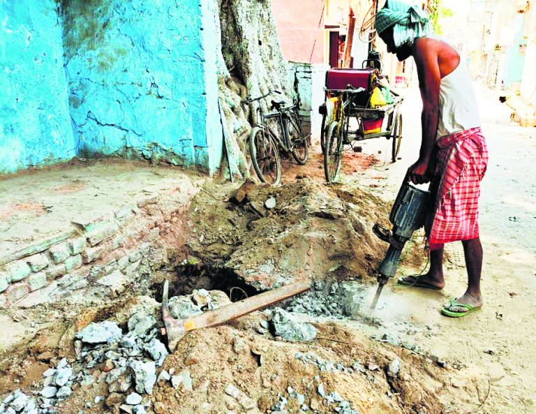 छपरा शहर के कई इलाकों में नहीं हुआ पीएनजी का कनेक्शन