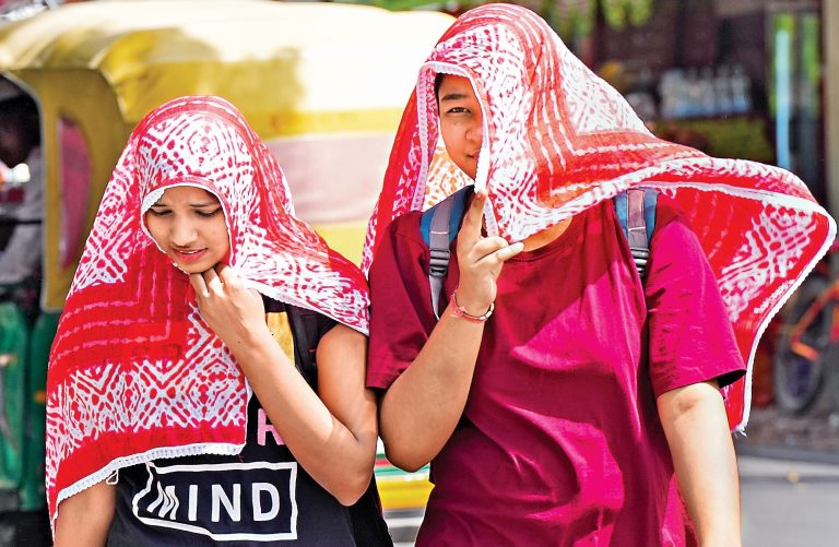 साइक्लोन का असर खत्म, 40 के पार पहुंचने लगा पारा