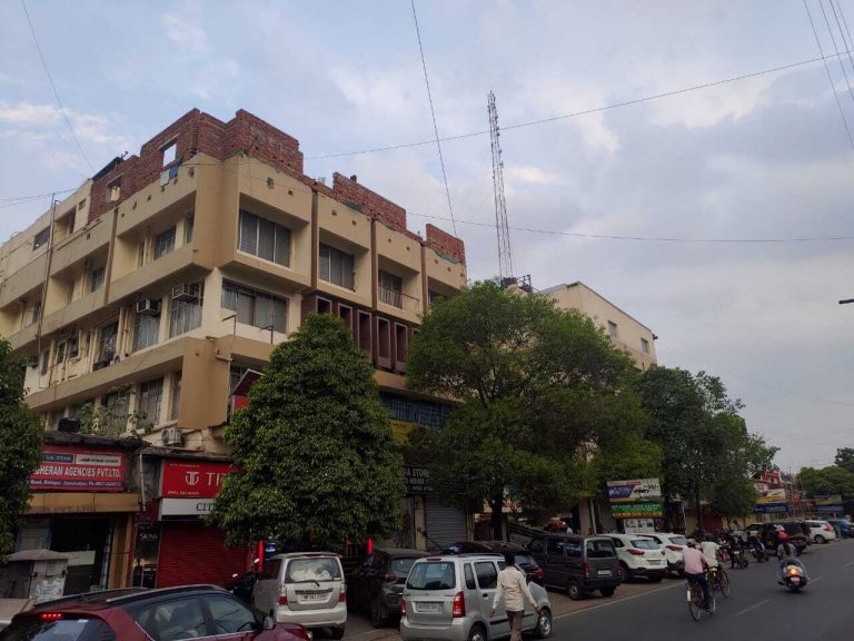 बिना फायर एनओसी के यश कमल कॉम्प्लेक्स हो रहा संचालित