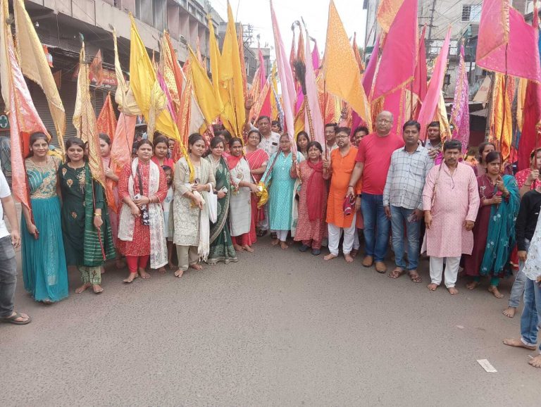 झरिया में निकली निसान शोभा यात्रा