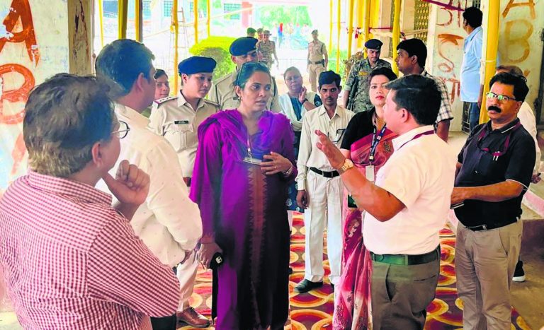 मतदाताओं की परेशानी को दूर करेंगे एसडीओ