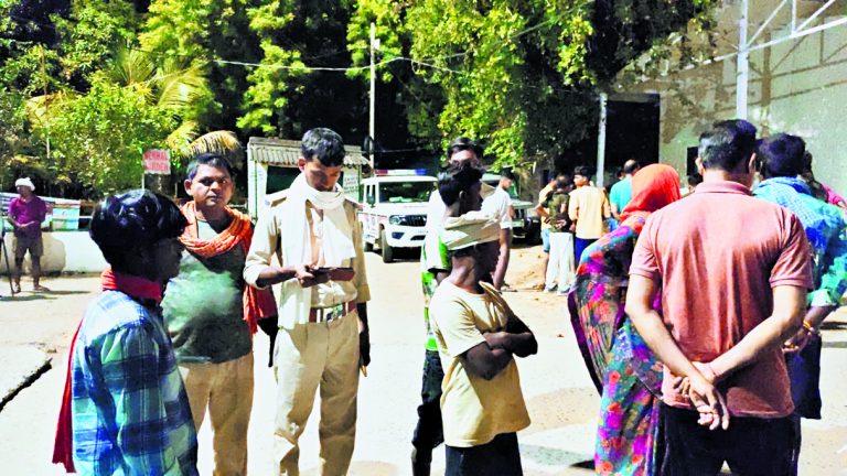 इंद्रपुरी बराज पर दो बाइकों की टक्कर में दो युवकों की हुई मौत