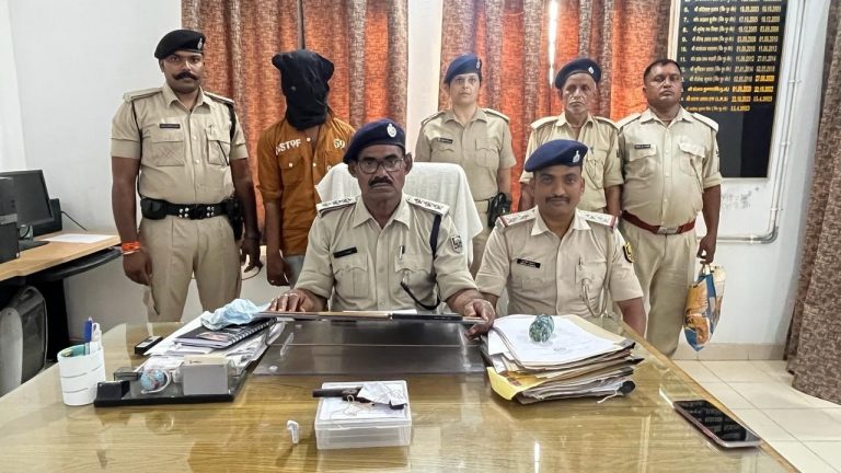 फोरलेन पर लूटपाट करने वाले गिरोह का बदमाश गिरफ्तार