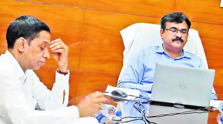 चेन सिस्टम के तहत पीठासीन पदाधिकारी करायें मतदान : सीइओ