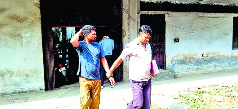 टैंकर से पेट्रोल चुराने के दो आरोपी डकैती के फेर में कांकसा से गिरफ्तार