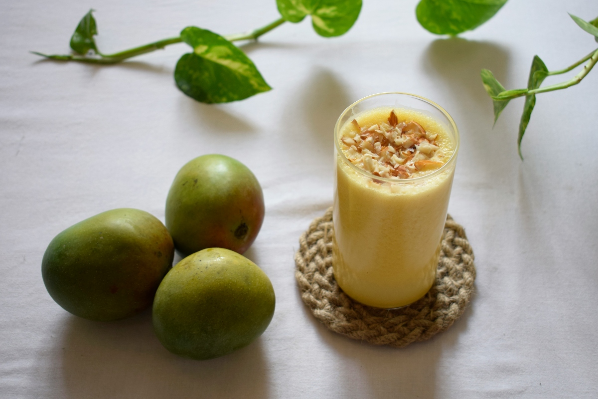 mango smoothie