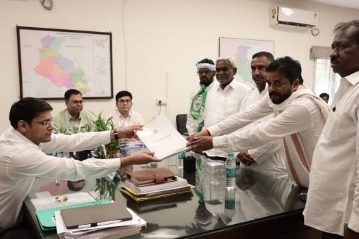 समीर मोहंती के नामांकन के दौरान सीएम चंपाई सोरेन