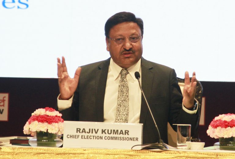Election Commission: पहले होगी पोस्टल बैलेट की गिनती, विपक्ष की मांग हुई स्वीकार