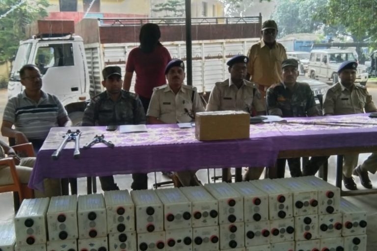 खूंटी : मोबाइल टावर से बैटरी चुराने वाले अंतरराज्यीय गिरोह का भंडाफोड़, एक गिरफ्तार