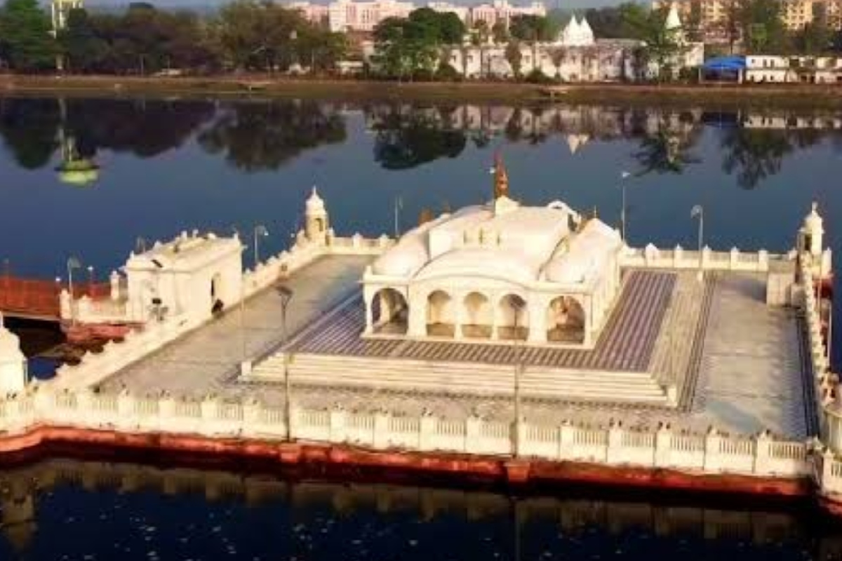 Jal Mandir Pawapuri