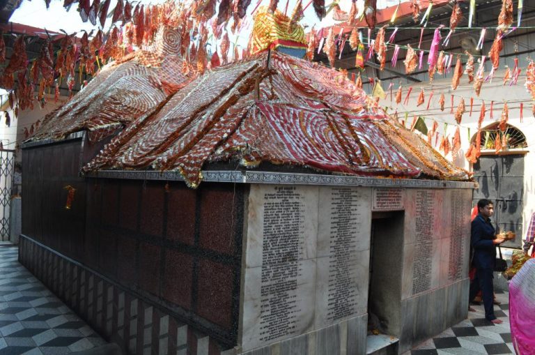 ‘पालनपीठ’ के रूप में प्रसिद्ध है मां मंगलागौरी मंदिर, यहां पूरी होती है हर मनोकामना
