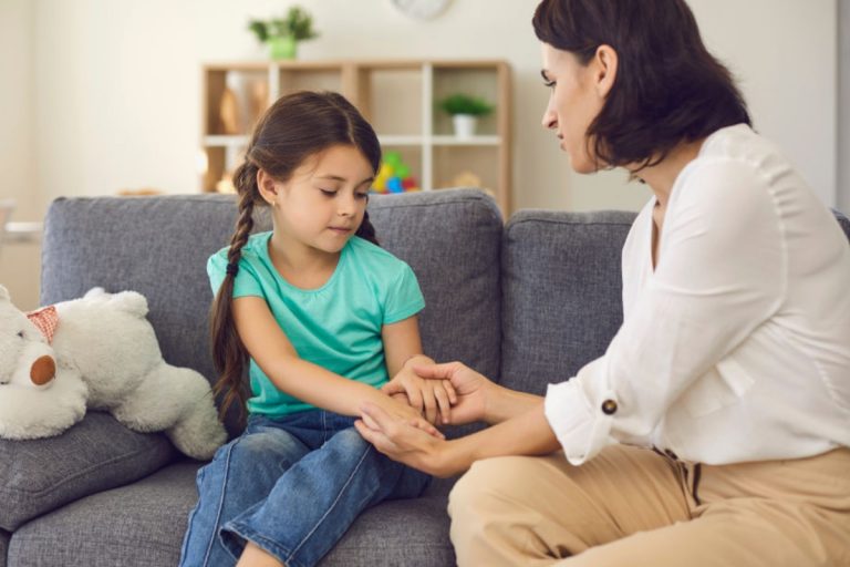 Parenting Tips: क्या आपके बच्चे की गुस्सा तेज है? इन 5 टिप्स के साथ हैंडल करें