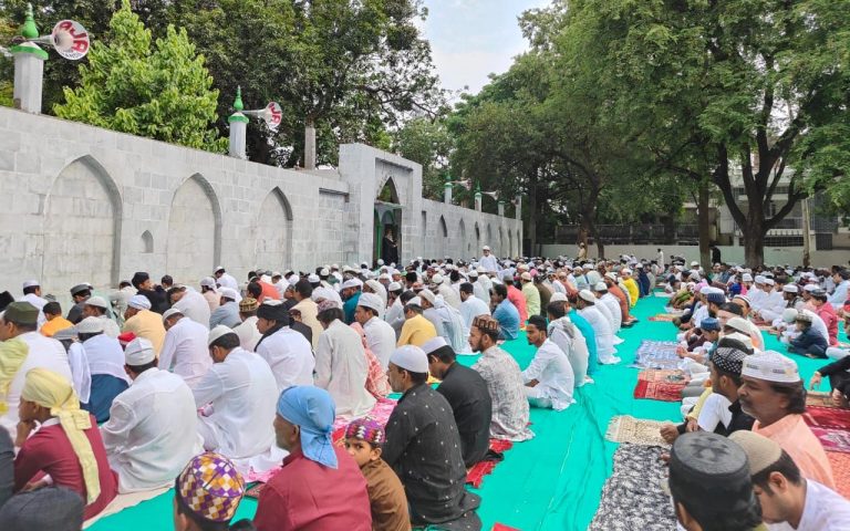Bakrid 2025 : कल मनाई जाएगी ‘बकरीद’, जानिए रांची की मस्जिदों और ईदगाहों में नमाज का समय