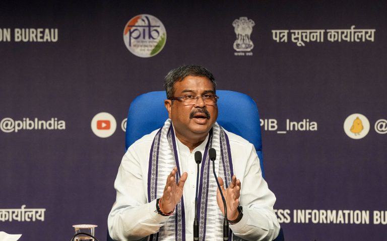 NTA मामले में एक्शन में केंद्र सरकार, हाई लेवल कमेटी गठित, दो महीने में सौंपेगी रिपोर्ट