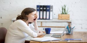 Laziness: बिस्तर से उठने का मन नहीं करता? जानिए आलस आने के 5 कारण