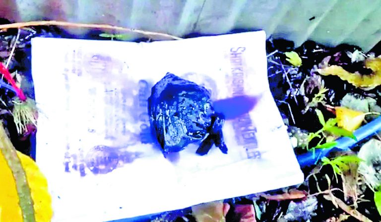 भाजपाकर्मी के घर के बाहर मिला सफेद कपड़ा, तनाव