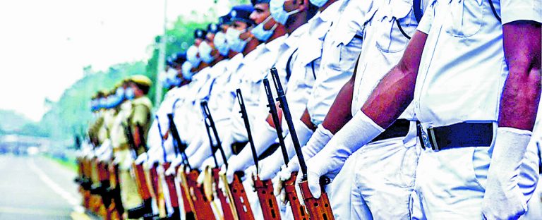 शहर की सुरक्षा में आज तैनात रहेंगे 4000 अतिरिक्त पुलिसकर्मी