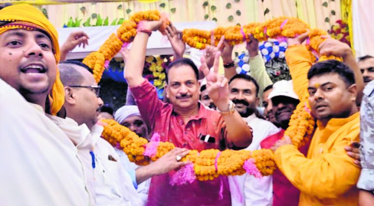 दिन भर बदलता रहा वोटों का ग्राफ, पर अंत तक बढ़त बनाये रहे रूडी