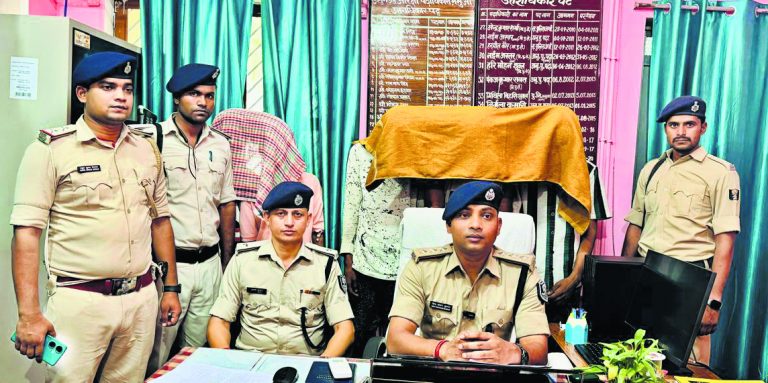 पांच लुटेरे पुलिस के हत्थे चढ़े