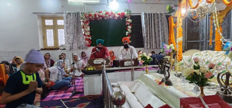 धर्म की रक्षा के लिए गुरु अर्जन देव ने दी थी शहादत