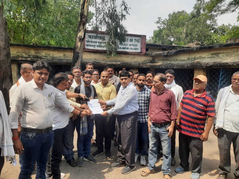 कोलकर्मी की मौत, आश्रित को नियोजन देने पर बनी सहमति