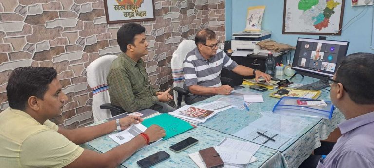 एक सप्ताह में दवा वितरण, उपलब्धता व पोर्टल इंट्री में करें सुधार, नहीं तो होगी कार्रवाई : सिविल सर्जन