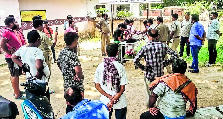 राउरकेला : घरेलू विवाद में पत्नी की गला घोंट कर हत्या के बाद दफनाया शव