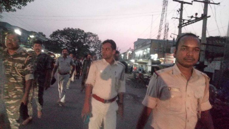 झरिया, बलियापुर में निकला फ्लैग मार्च