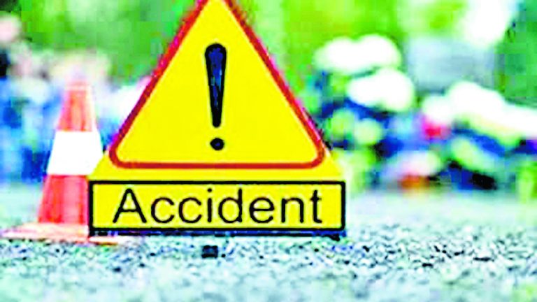 बरजोड़ा : डंपर व बाइक में टक्कर लगी आग, जिंदा जल गया सवार