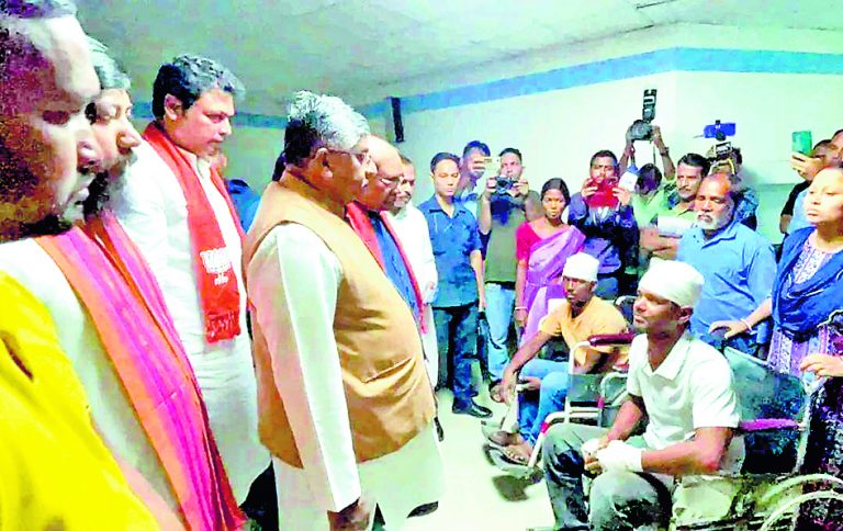 ‘चुनाव बाद हिंसा’ को लेकर भाजपा के केंद्रीय दल ने किया कूचबिहार का दौरा
