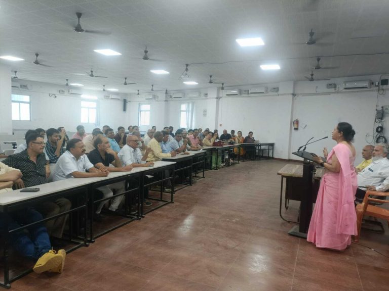 पीएमसीएच : औचक निरीक्षण का डॉक्टरों ने किया विरोध,  अधीक्षक बोले-भेजे हैं साक्ष्य